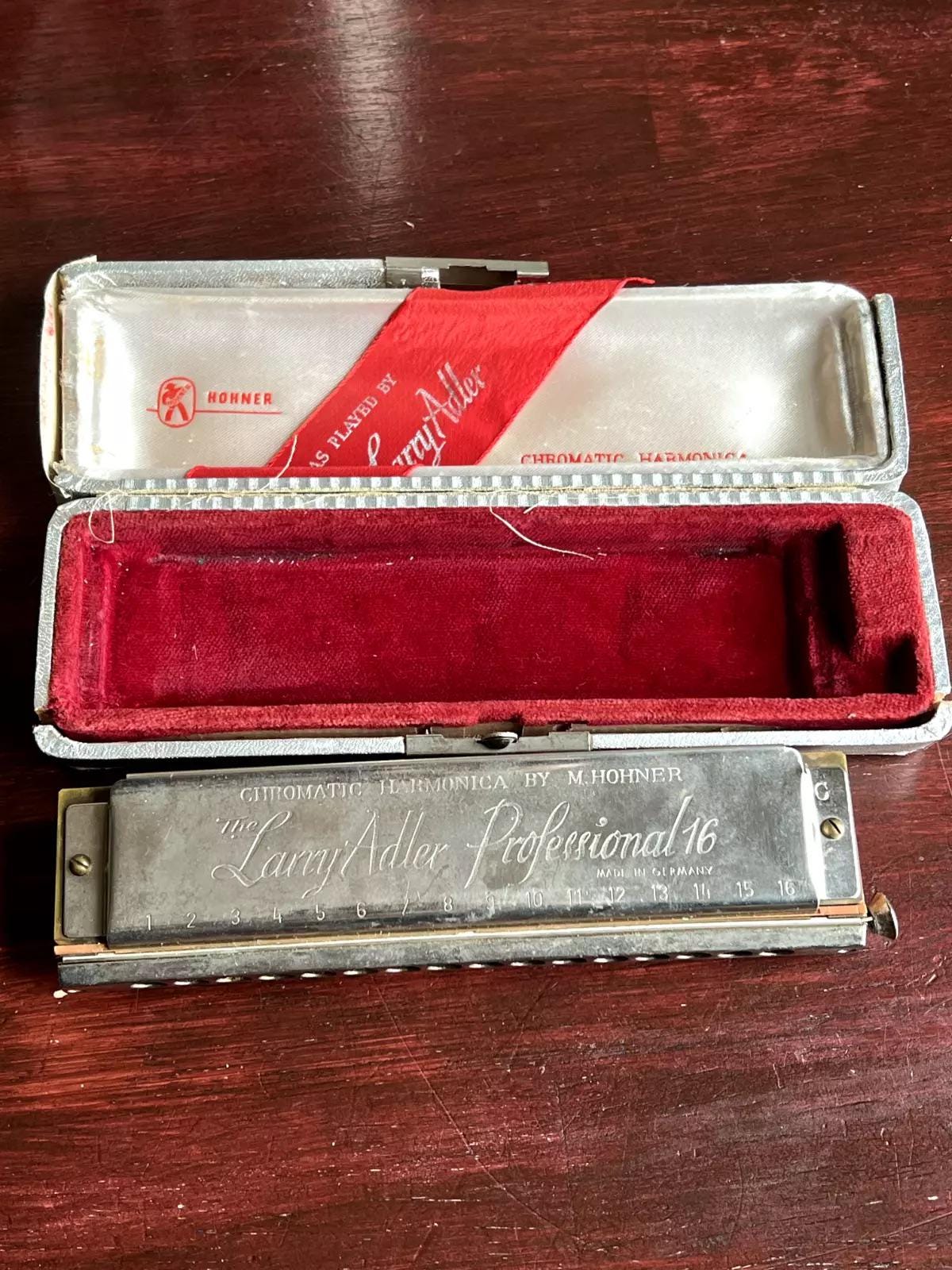 フェンHOHNER Larry Adler Professional 16 Larry Adler 16 Hohner - Hohner Chromatic Harmonicas