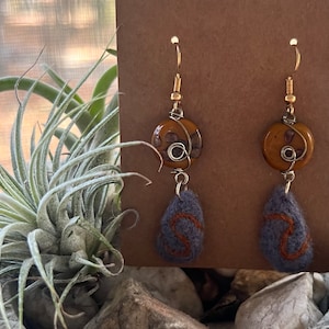 Felted dangle earrings
