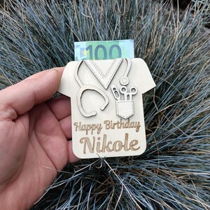 Individuelle Geldgeschenkbox aus Holz - Originelle Designs für Weihnachtsmann, Ärzte, Autoliebhaber und mehr.