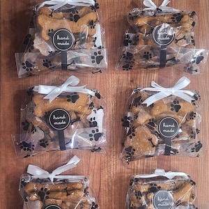 Organic Peanut Butter Pumpkin Dog Treats! Only 5 ingredients: Pumpkin, Peanut Butter, Eggs, Oats, Whole Wheat Flour. NO Preservatives Added!
