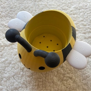 Happy Bee Planter image 3