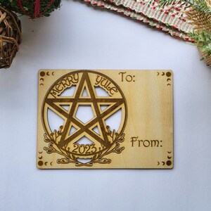 Tarjeta de Navidad con adorno de pentáculo