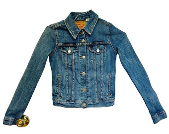 Veste en jean Levi's pour femme taille x-small.