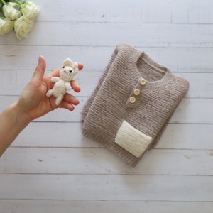 Pull tricoté main pour enfant Ensemble beige pour bébé fille Ensemble pour bébé garçon Cadeau pour nouveau-né Pull de Pâques Pull lapin image 6