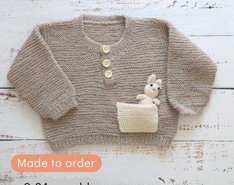 Pull tricoté main pour enfant | Ensemble beige pour bébé fille | Ensemble pour bébé garçon | Cadeau pour nouveau-né | Pull de Pâques | Pull lapin