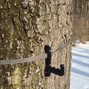 Saddle Hunting Accessories | Tree Stand Whitetail Gear Hook | Hunting Gear Holder