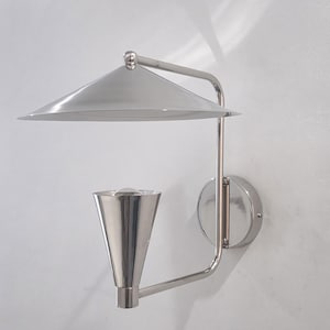 Wandlamp van gepolijst chroom uit het midden van de eeuw, handgemaakte wandlamp voor wastafel