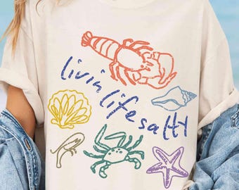 Camiseta con estética de pescador náutico, camiseta vintage con langosta, camiseta de verano Comfort Colors®, camiseta costera con criaturas marinas, camiseta con conchas marinas.