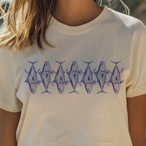 vintage fish t-shirt, retro fisher shirt, fishing shirt for husband, tuna t-shirt, fishing tattoo shirt, fish aesthetic tee, fisherman gift