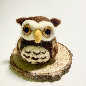 Needle Felt animal felt ornament Owl feltin animal decor owl animal ornament gift wool  Needle felt owl felted gift ornament animal owl gift