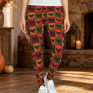 Halloween-leggings med lappmönster, yogabyxor med fladdermusmotiv, läskig höst