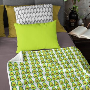 Avocado blanket sofa couch throw soft fleece blanket cute kawaii fruit food print avocado lover gift kids blanket bedding