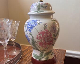 Vintage Chinoiserie Peony Table Lamp, Hand-Painted Floral Ceramic Lighting (1980s) Ginger Jar, Pink Blue and White
