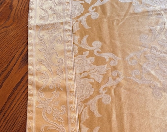 Vintage Damask Tablecloth Large Banquet Sized, Elegant Floral Brocade Table Cover for Thanksgiving Christmas Holiday Dinner- Rectangular