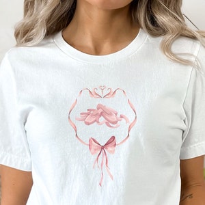 Coquette Ballet T-Shirt, Pink Bow Shirt, Ribbon Shirt, Balletcore Aesthetic, Coquette Aesthetic, Ballet Top, Dance Mom Shirt, Daughter Gift