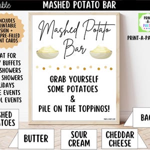 以下が含まれることがあります： マッシュポテトバーの印刷可能なサインで、「Mashed Potato Bar」と「Grab yourself some potatoes & pile on the toppings!」というテキストが特徴です。テントカードが含まれています。パーティー、ベビーシャワー、休日、学校行事に最適です。ベーコン、バター、サワークリーム、チェダーチーズのオプションが含まれています。