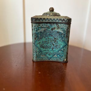 Vintage Blue Edgeworth Extra High Grade Ready Rubbed Tobacco Tin Humidor Style by Larus and Bros Co Richmond, Virginia