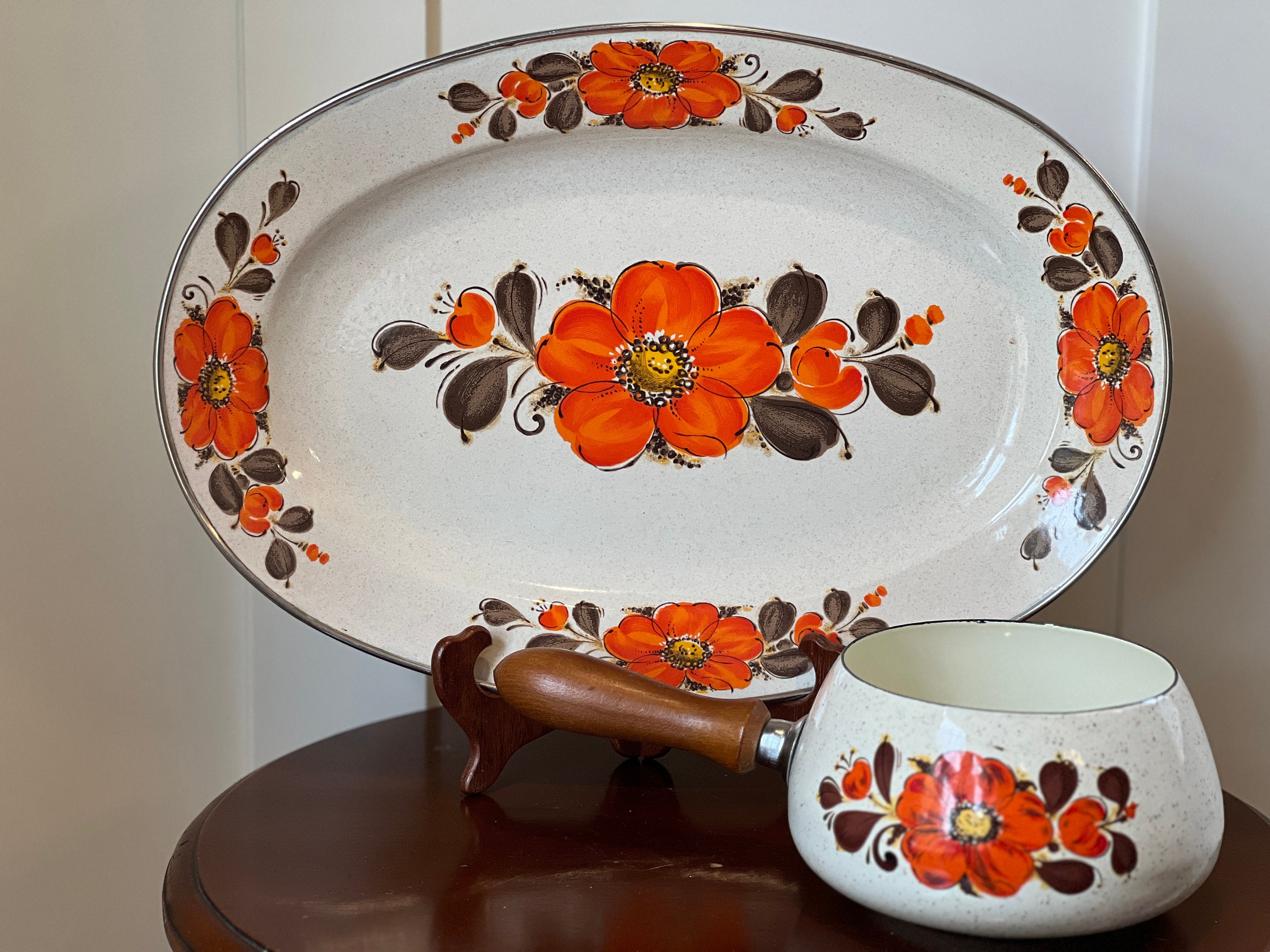 Vintage Set of Show Pans Sanko Ware of Japan Enamel Platter and