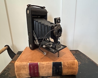 Vintage Kodak No. 1A Autographic Junior Folding Camera (1914–1927) | Antique Bellows Camera | Eastman Kodak Rochester NY