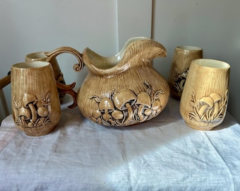 Vintage 1970s Arnels Mushroom Pitcher and Mugs Set, 5 Piece Ceramic Drip Glaze Pitcher with 4 Cups, Retro Cottagecore Boho Kitchen Decor