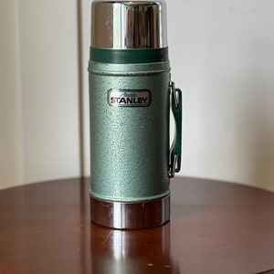 Vintage 1970s Stanley Aladdin Green Thermos with Handle 24 ounce wide mouth No. A-1350B