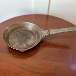 ACME アンティーク コールドハンドル キャンプ スキレット Pat.1876 Antique Cold Handle Skillet - Etsy