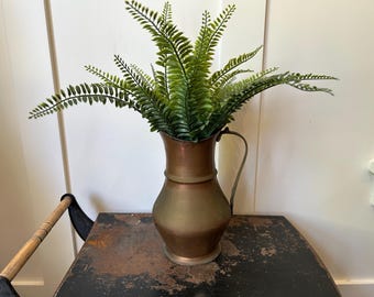 Vintage Copper Pitcher or Ewer – Rustic Farmhouse Kitchen Utensil Holder or Decorative Vase