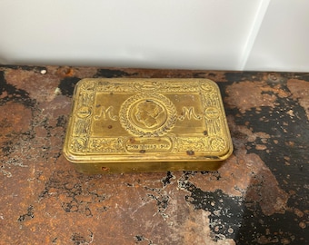 Antique 1914 Princess Mary Christmas Tin – WWI Solid Brass Gift Box – British Military History Keepsake – World War I Soldier Trench Art Tin