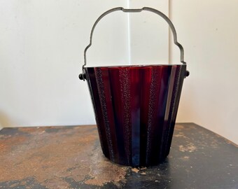 Vintage Royal Ruby Red Glass Ice Bucket 1940s Anchor Hocking Ribbed Barware with Handle, Mid Century Hollywood Regency Barware