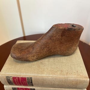 Antique Late 19th Century Child&#39;s Wooden Shoe Last Cobbler Mold - Industrial Decor