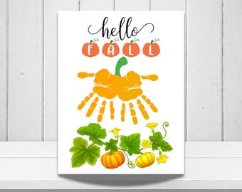Arte con huellas de manos de otoño, manualidad con huellas de manos en un huerto de calabazas, actividad preescolar para bebés y niños pequeños. Manualidad con huellas de manos de otoño, actividad para guarderías.
