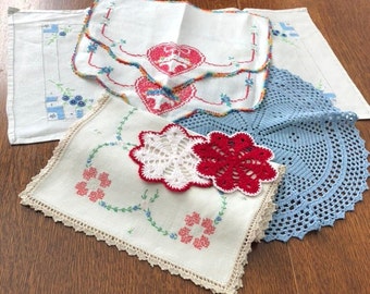 Lot of 7 Pieces VINTAGE Linen Excellent Condition Runners, Placemats, Doilies Hand Made