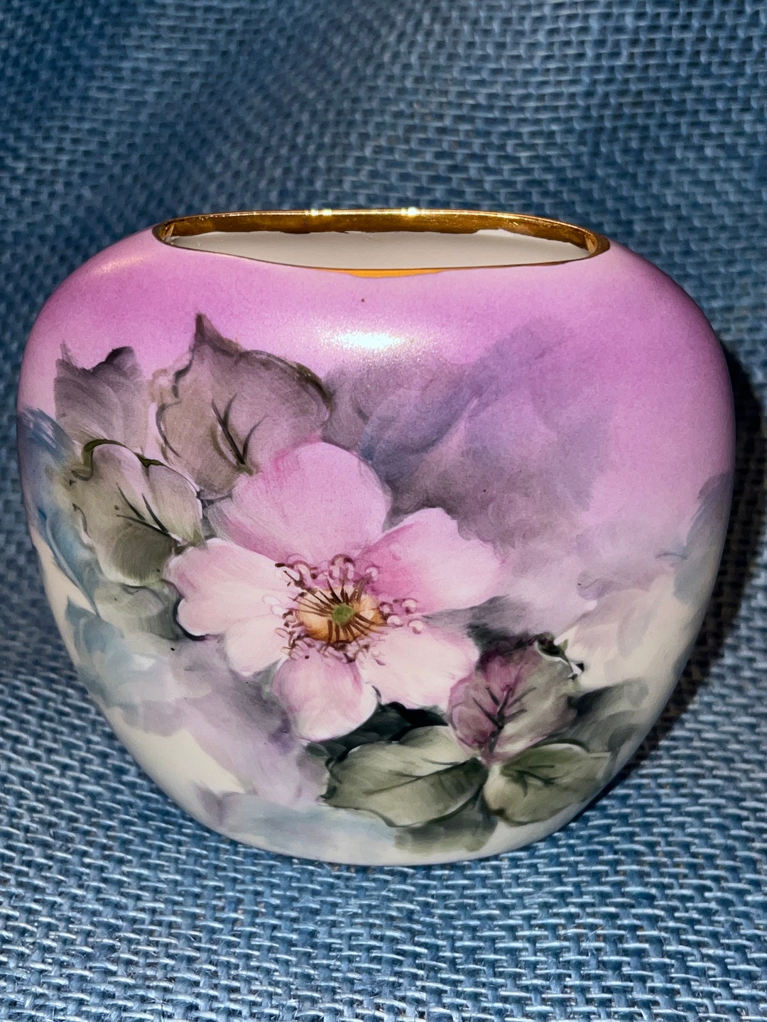 Beautiful Hand Painted Porcelain Great Colors Floral Oval Vase With ...