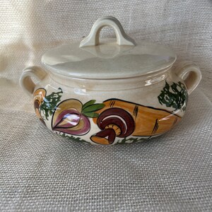 VINTAGE 1971 Casserole Dish with Lid and Vegetables Painted on side