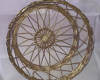 Vintage Gold Wire Basket 7” across 2.25” tall