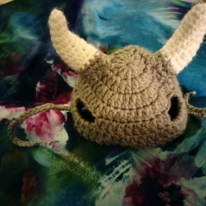 Crochet Viking cat helmet