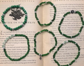 Schlangenhaus Armbänder