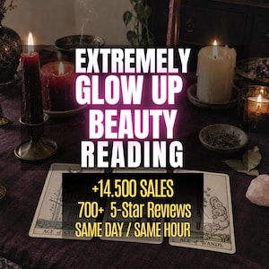 Könnte beinhalten: Drei Tarotkarten mit der Aufschrift Ace of Cups, Ace of Pentacles und Ace of Wands liegen auf einem dunklen Tuch. Der Text lautet EXTREMELY GLOW UP BEAUTY READING, +14.500 SALES, 700+ 5-Star Reviews und SAME DAY / SAME HOUR, umgeben von brennenden Kerzen.