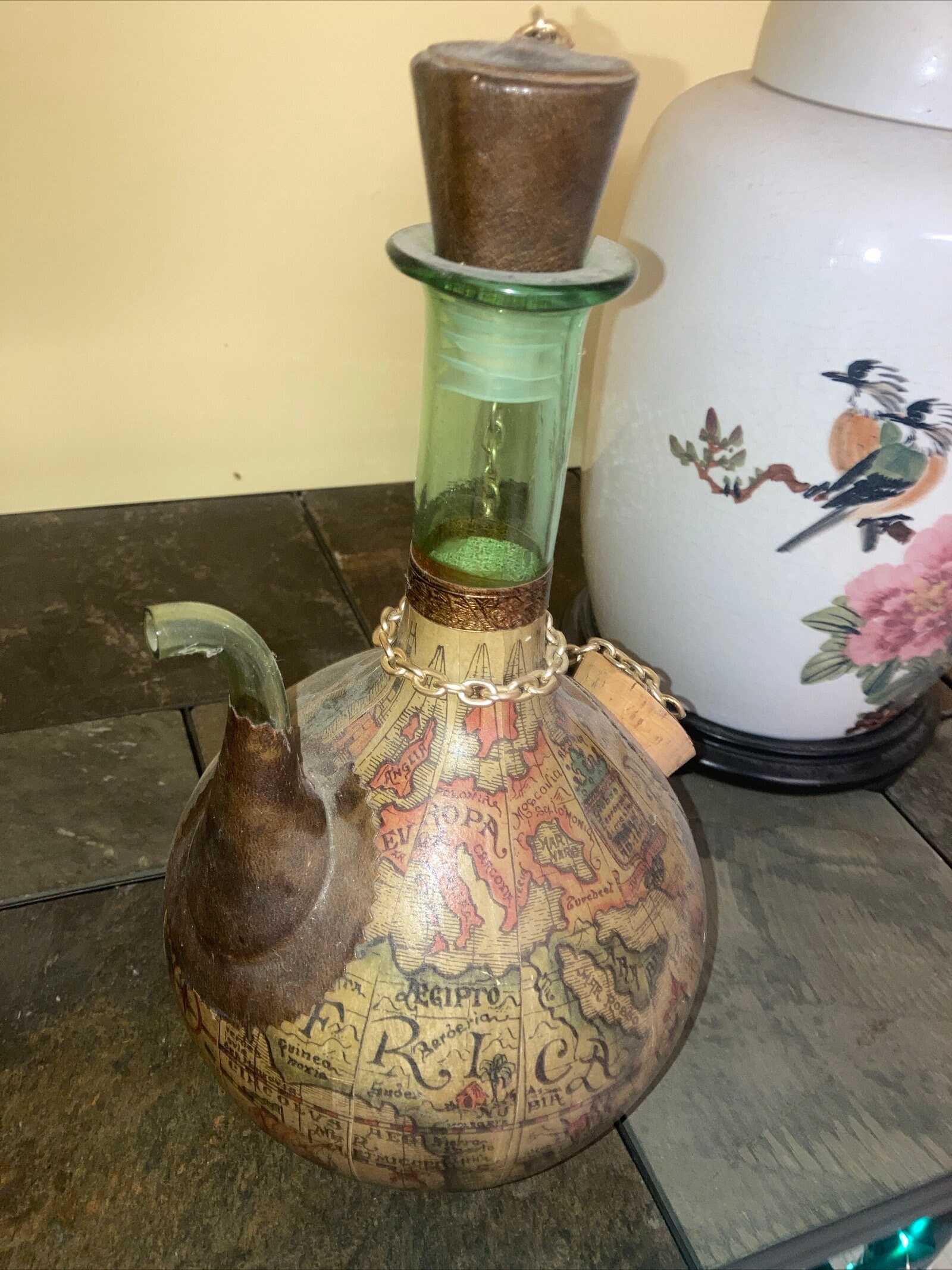 World Decanter – Mundgeblasener Globus-Dekanter 850 Ml Mit Flugzeug Und Holzsockel
