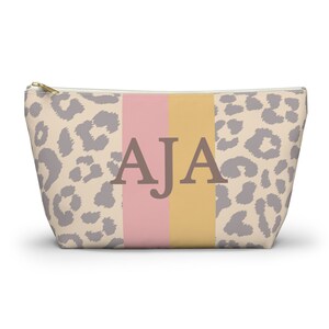 Personalized Pouch Personalized Pouch Bag Personalized Makeup Pouch Personalized Zipper Pouch Custom Makeup Bag Monogrammed Makeup Bag