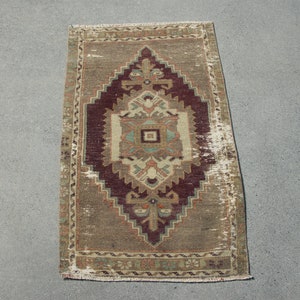 Kleine Teppiche Vintage Türkisch Verblasster Anatolischer Für Badezimmer 1.7x2.8 ft Grün Dekor Neutral Türkisch Benutzerdefinierte Handgewebt Eclectic Boho Oushak