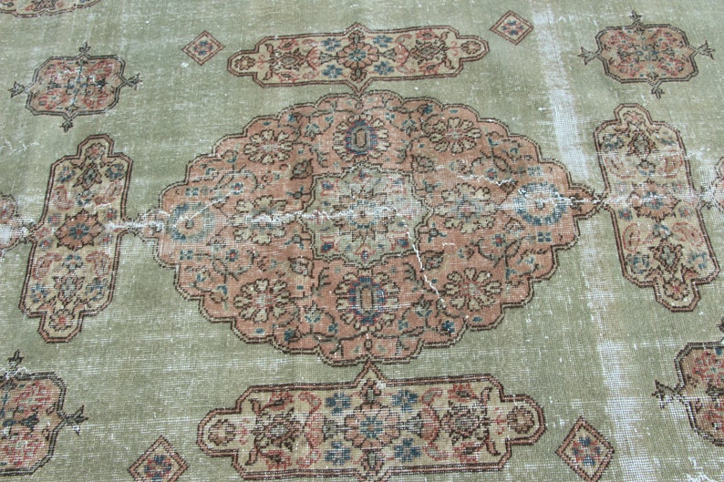 Handwoven Turkish Extra Large Rug, Oushak Carpet, Green and Pink Medallion Rug, 7.3 x 10.7 ft, Vintage Hand Knotted Living Room Rug image 6
