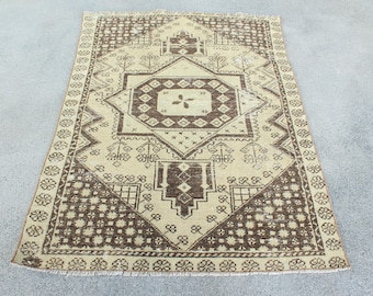 Vintage Rug, Turkish Rug, 4x6 Accent Rug, Antique Rugs, Rugs For Salon, 3.6x5.3 ft Beige Rug, Soft Washable Anatolian Rug, Vintage Decor,