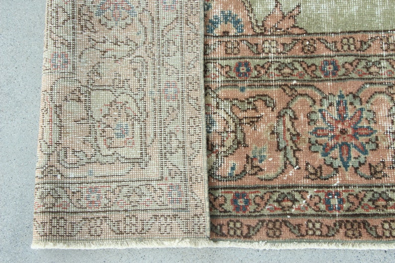 Handwoven Turkish Extra Large Rug, Oushak Carpet, Green and Pink Medallion Rug, 7.3 x 10.7 ft, Vintage Hand Knotted Living Room Rug image 11