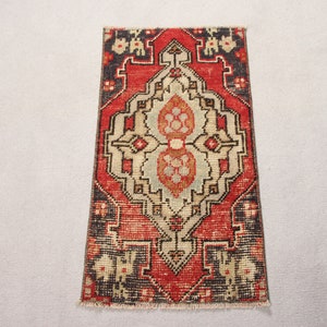 Small Rugs Turkish Vintage Antique Oushak For Bathroom 1.4x2.6 ft Red Door Mat Tribal Distressed Wool Anatolian Vintage Handmade Hand Tufted