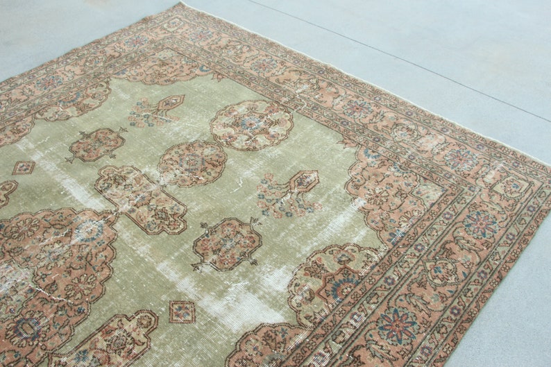 Handwoven Turkish Extra Large Rug, Oushak Carpet, Green and Pink Medallion Rug, 7.3 x 10.7 ft, Vintage Hand Knotted Living Room Rug image 8