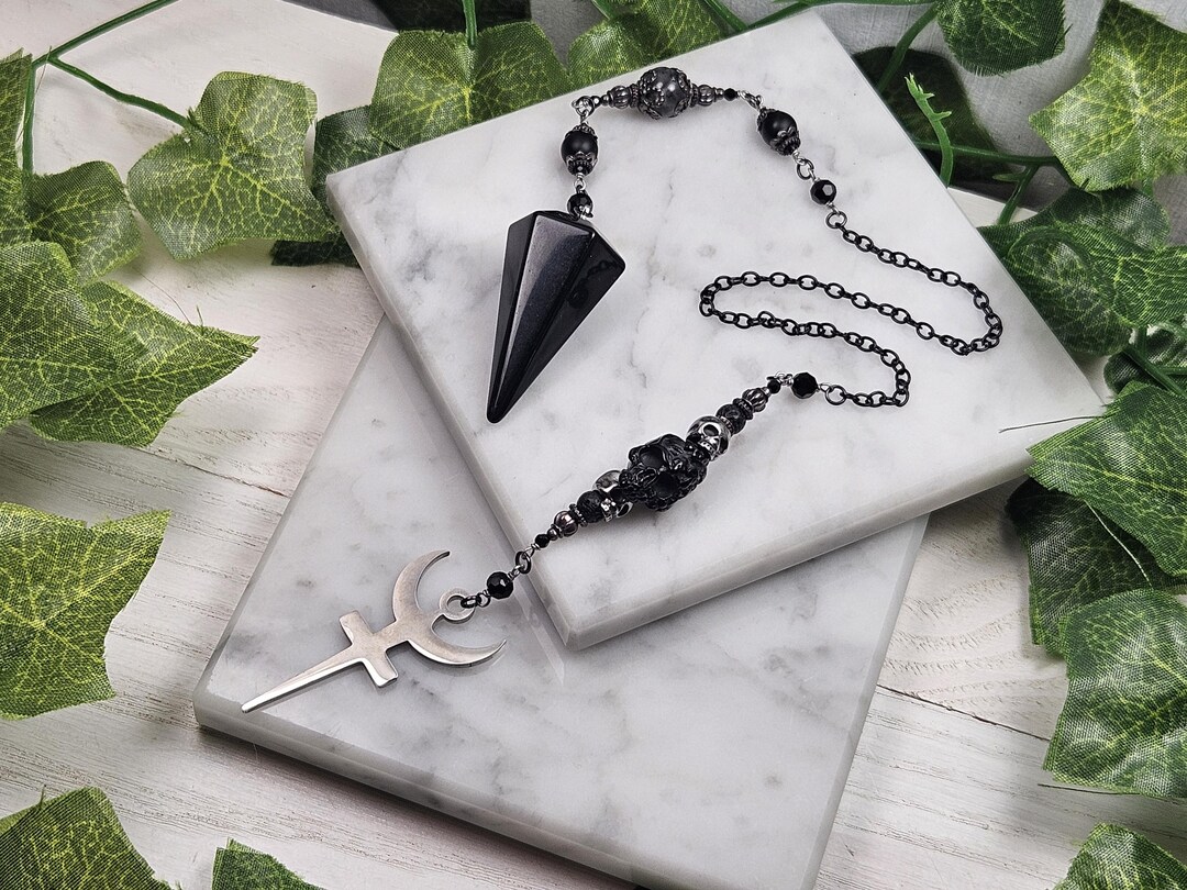Obsidian pendulum necklace /オブシディアン.（シルバー