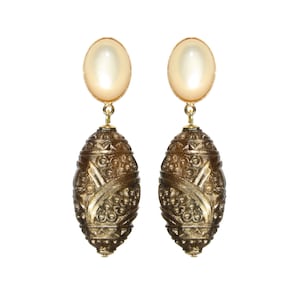 Earring, jewelry, costume jewelry, fresh