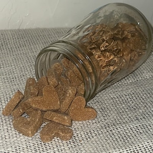 Upcycled Rounded UNIQUE Glass Jar with 6 ounces of Dog Treats Peanut Butter Hearts Guaranteed Analysis