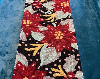 ALFOMBRA FLOWER LOLOI 59” x 20” Patrón de flor de Pascua